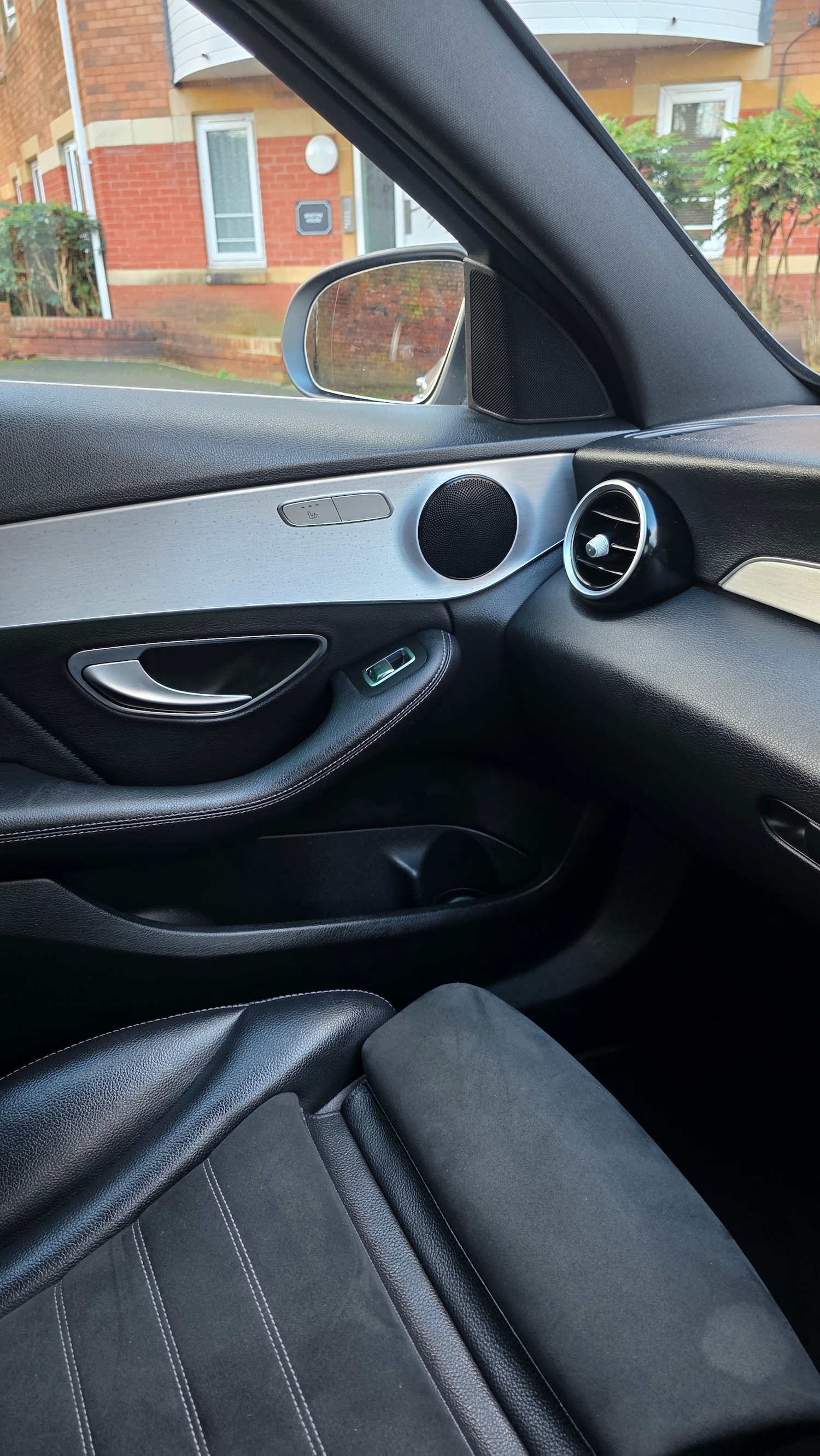 Used Mercedes-Benz C Class 2019 for sale - 77532357: Photo 32