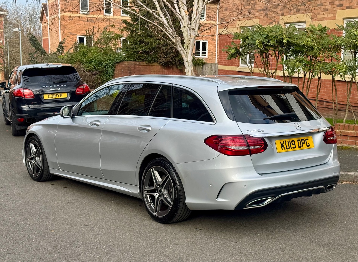 Used Mercedes-Benz C Class 2019 for sale - 78035210: Photo 2