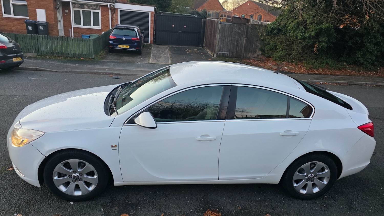 Used Vauxhall Insignia 2011 for sale - 76627050: Photo 6