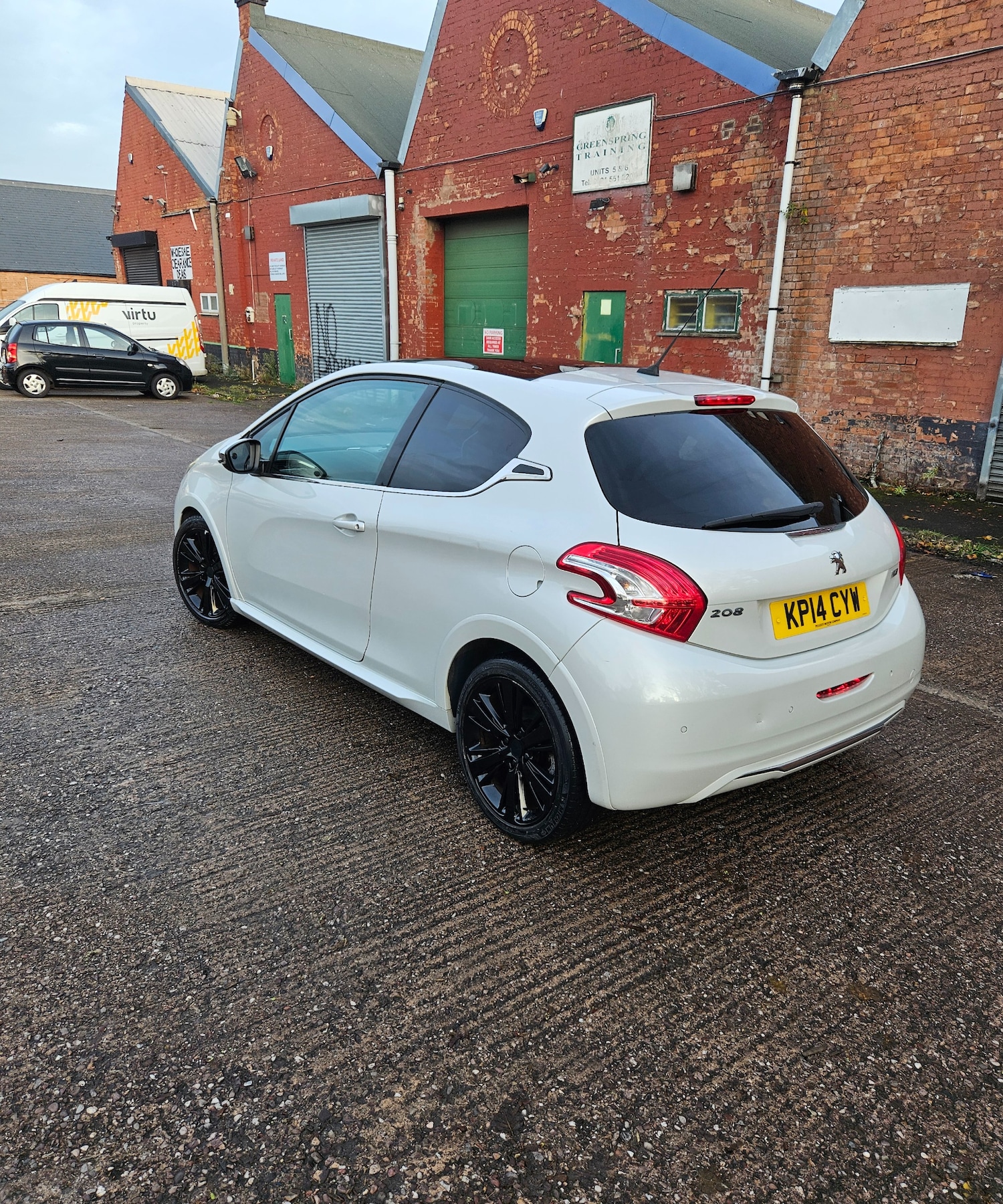 Used Peugeot 208 2014 for sale - 76480039: Photo 8
