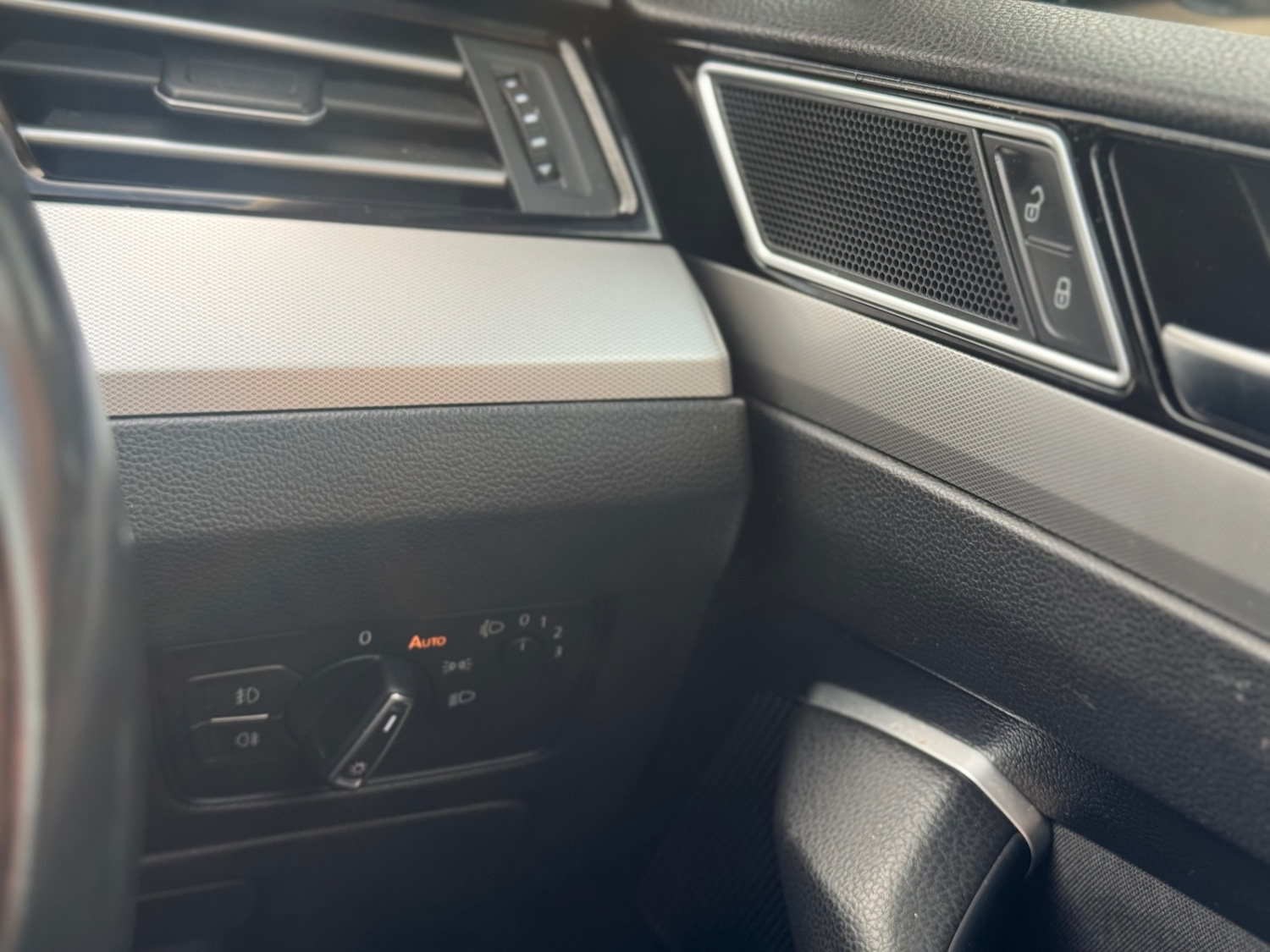 Used Volkswagen Passat 2016 for sale - 78132470: Photo 16