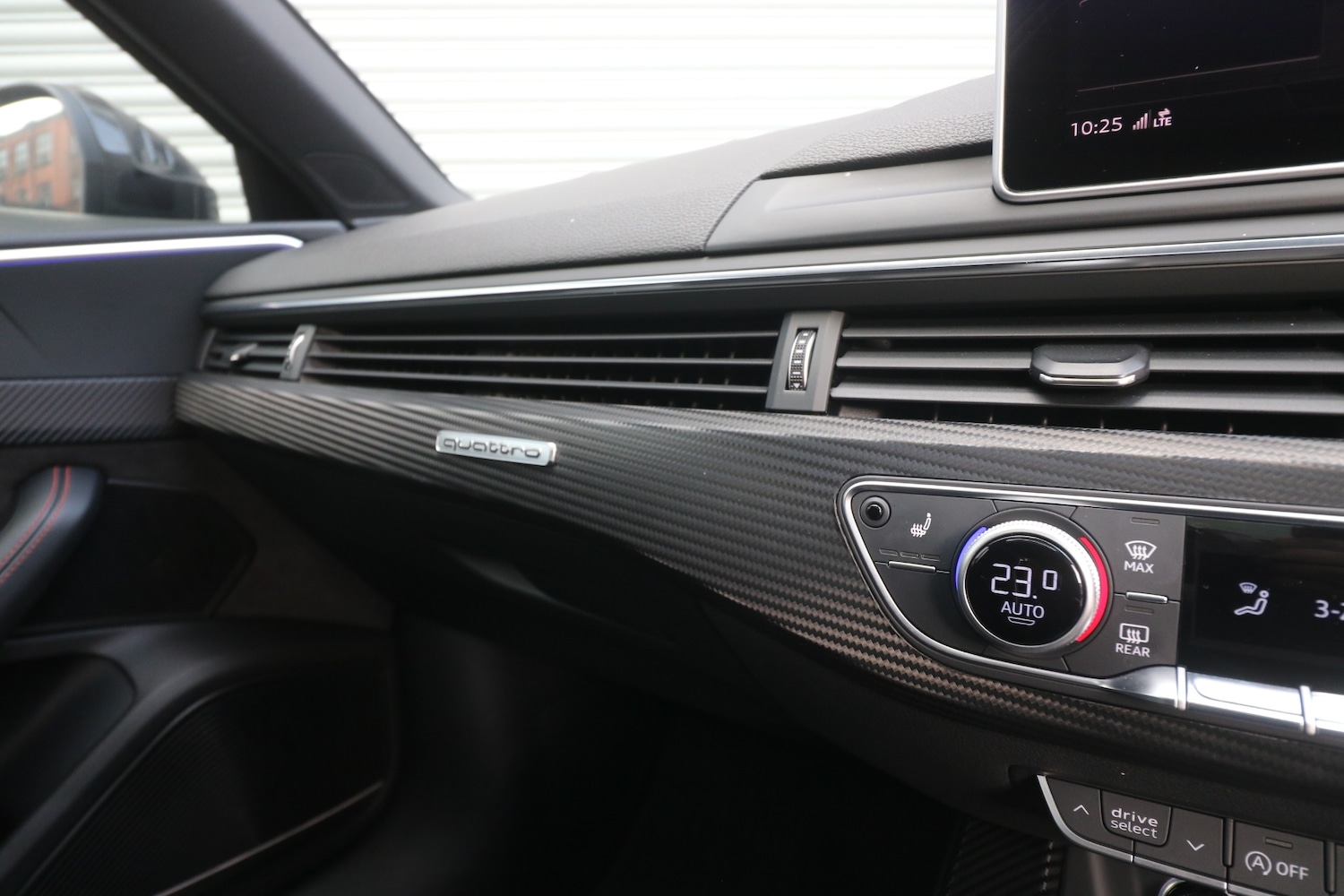 Used Audi RS4 2018 for sale - 76394990: Photo 23