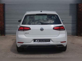 Used Volkswagen Golf 2020 for sale - 75240170: Photo