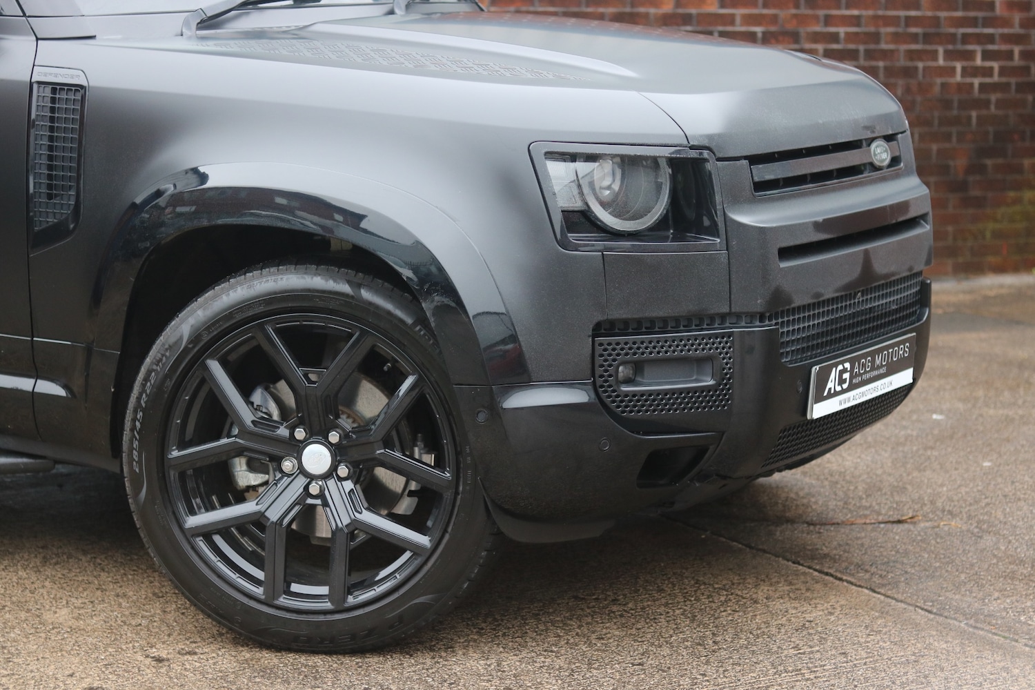 Used Land Rover Defender 2023 for sale - 77137248: Photo 3