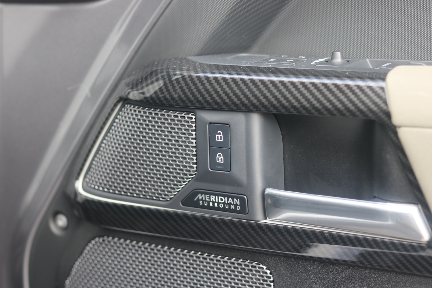 Used Land Rover Defender 2023 for sale - 77889974: Photo 17