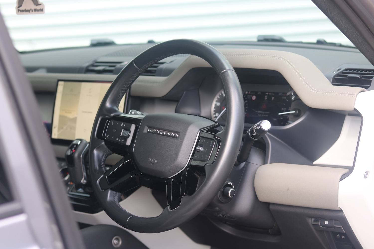 Used Land Rover Defender 2023 for sale - 77889974: Photo 19