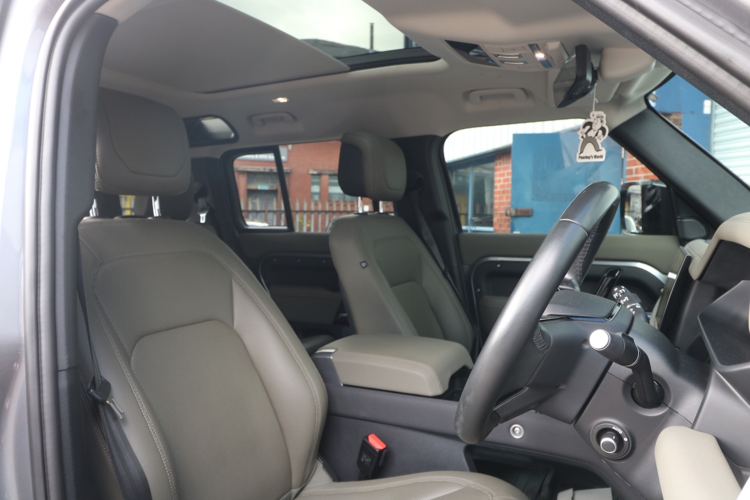 Used Land Rover Defender 2023 for sale - 77889974: Photo 26