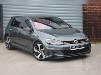Used Volkswagen Golf 2019 for sale - 79067147: Photo