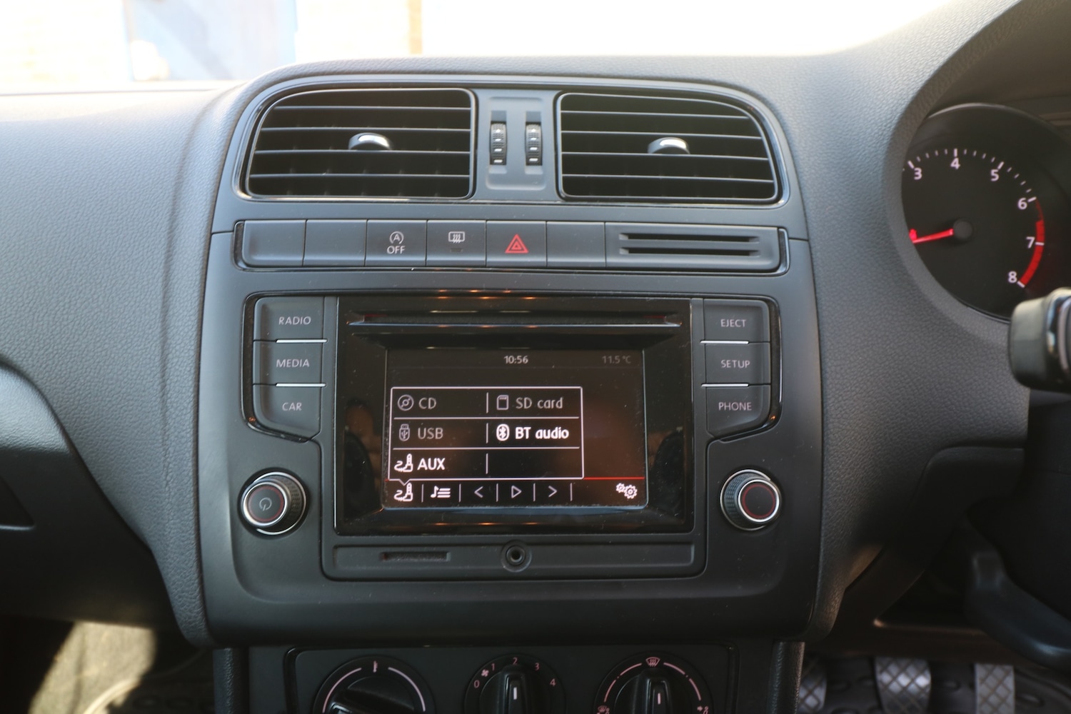 Used Volkswagen Polo 2015 for sale - 77733114: Photo 11