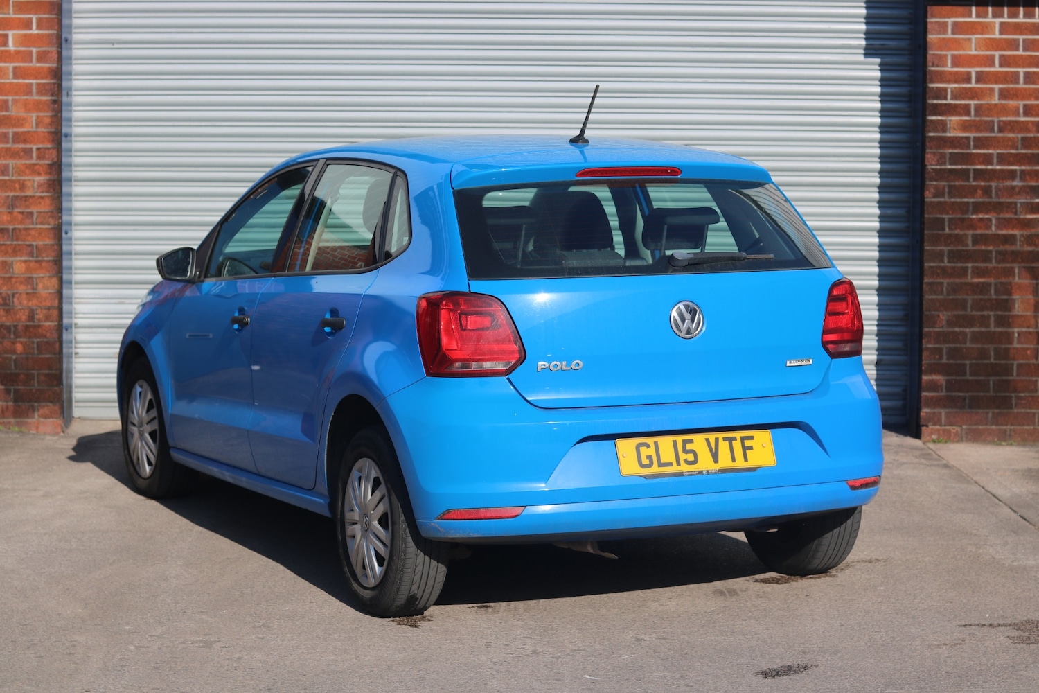 Used Volkswagen Polo 2015 for sale - 77733114: Photo 2