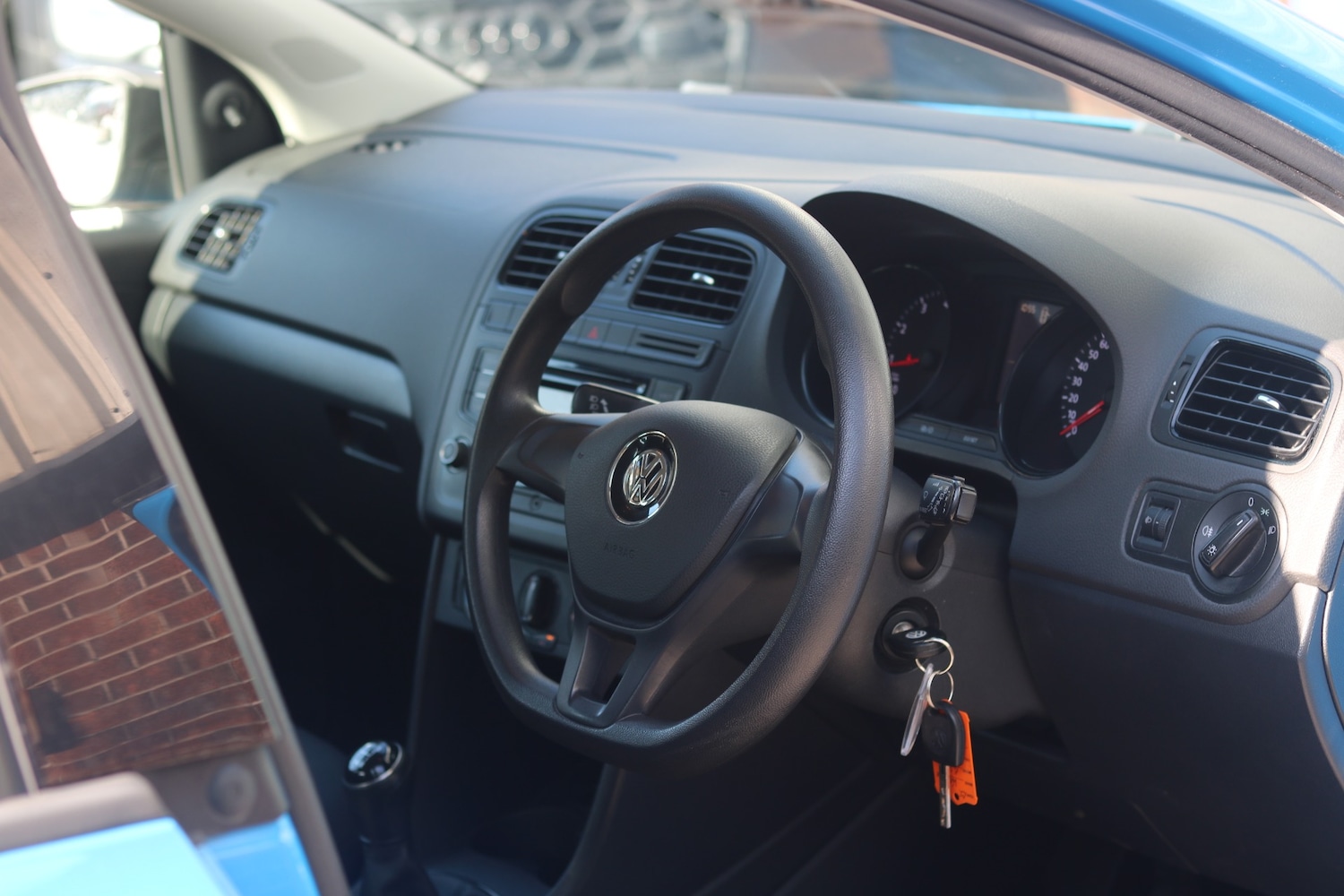 Used Volkswagen Polo 2015 for sale - 77733114: Photo 8