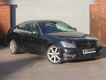 Used Mercedes-Benz C Class 2012 for sale - 76384179: Photo