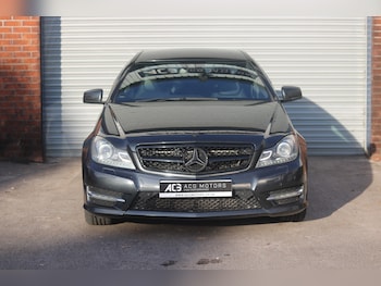 Used Mercedes-Benz C Class 2012 for sale - 76384179: Photo