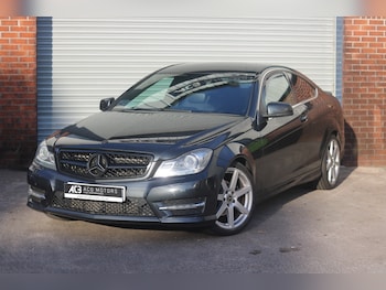 Used Mercedes-Benz C Class 2012 for sale - 76384179: Photo