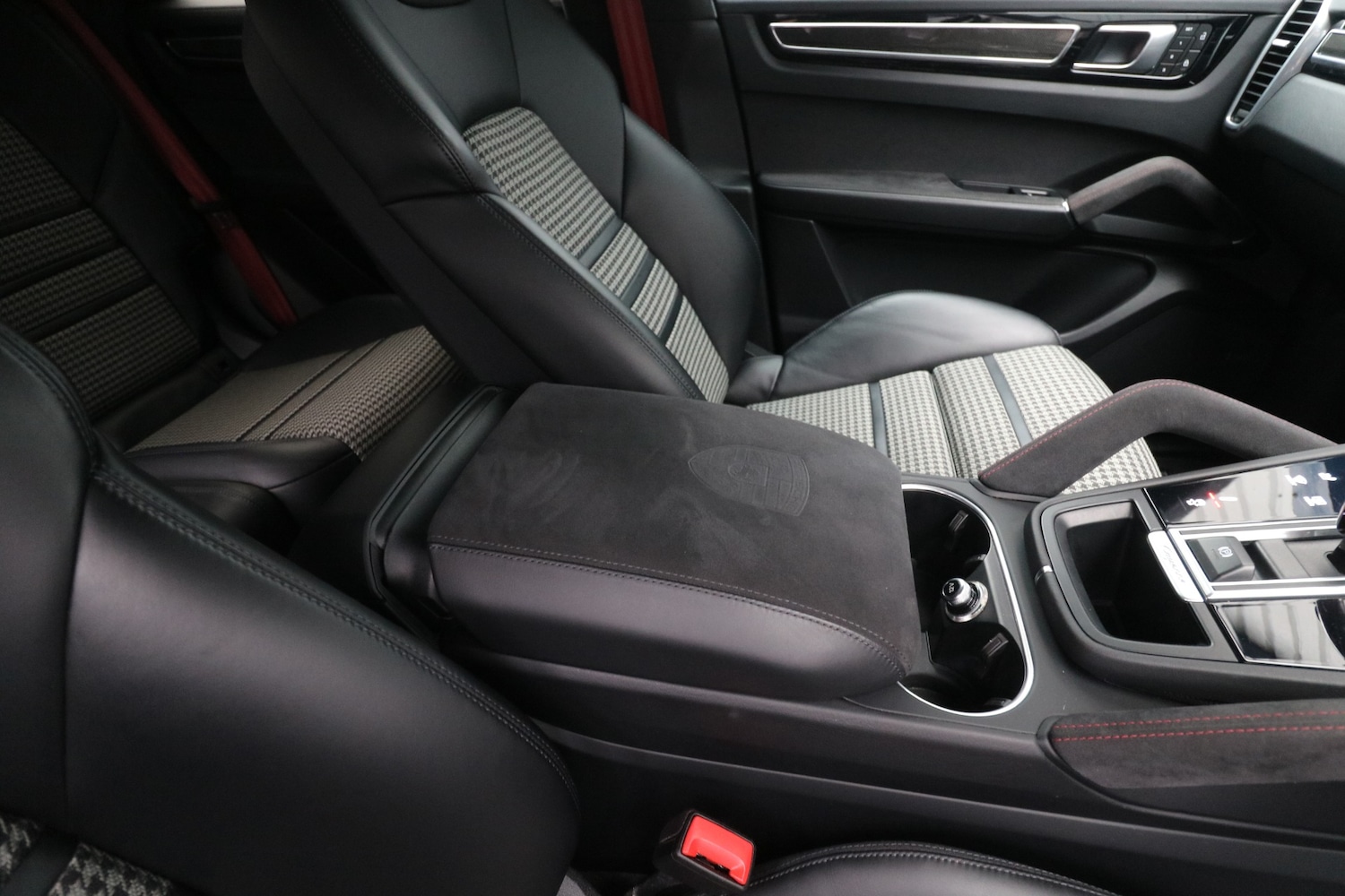 Used Porsche Cayenne 2023 for sale - 77605546: Photo 31