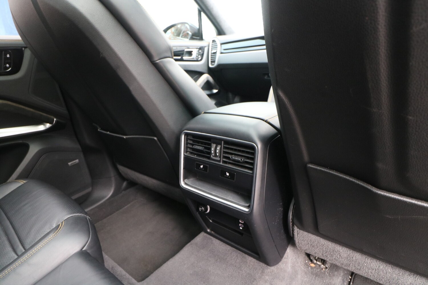 Used Porsche Cayenne 2021 for sale - 77701375: Photo 16