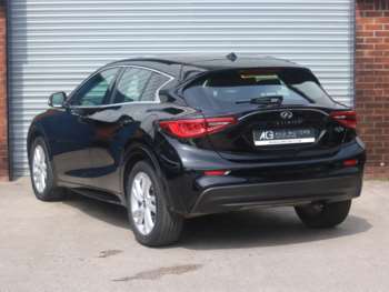 Used Infiniti Q30 2017 for sale - 74114781: Photo