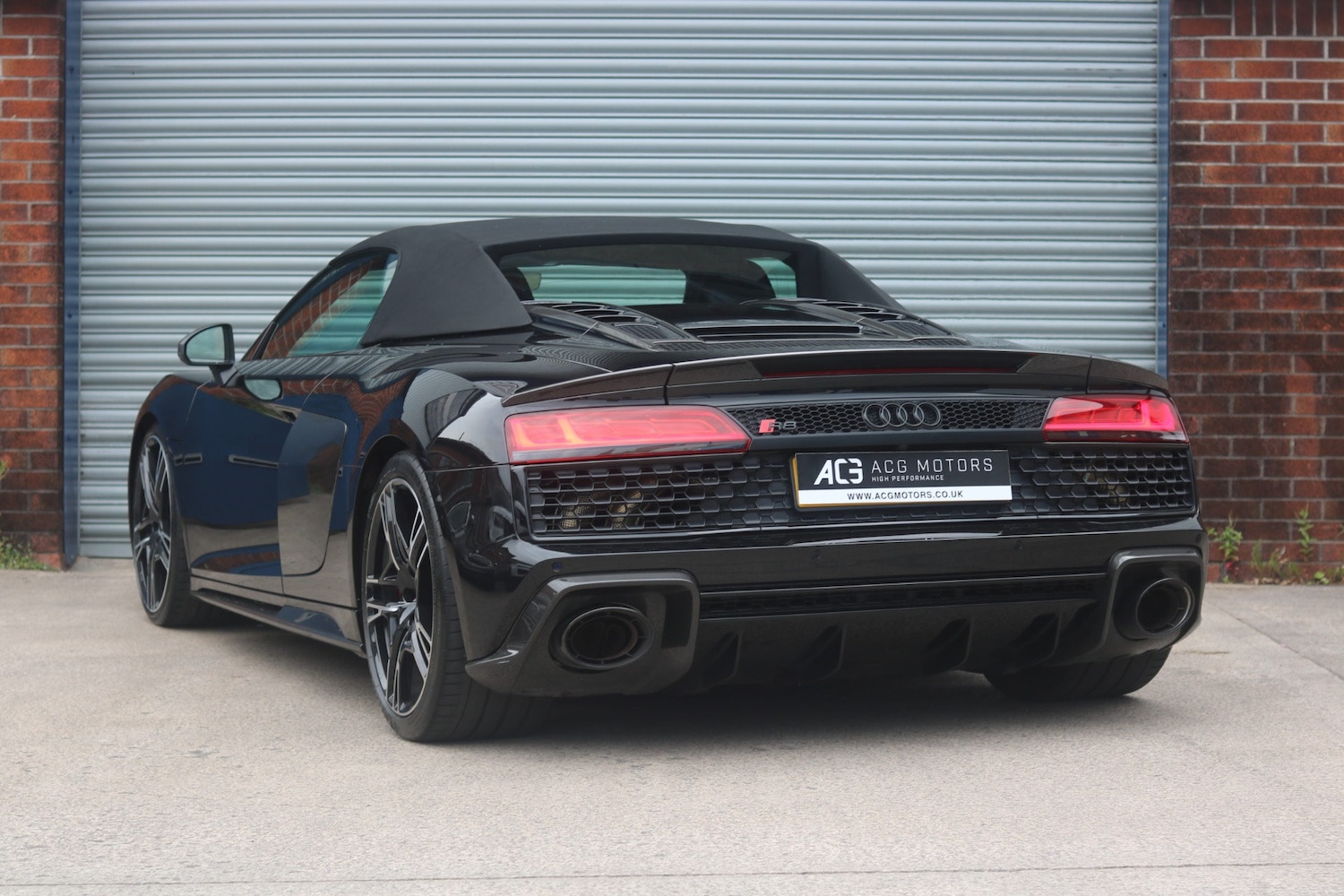 Used Audi R8 2020 for sale - 76640436: Photo 2