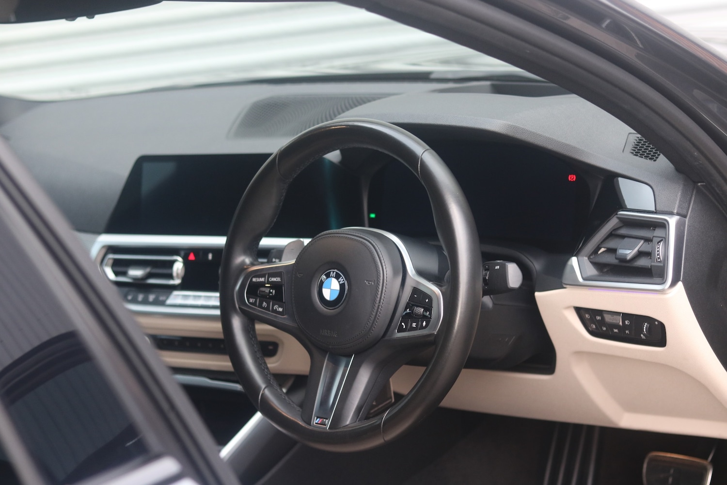 Used BMW 3 Series 2020 for sale - 76720151: Photo 12