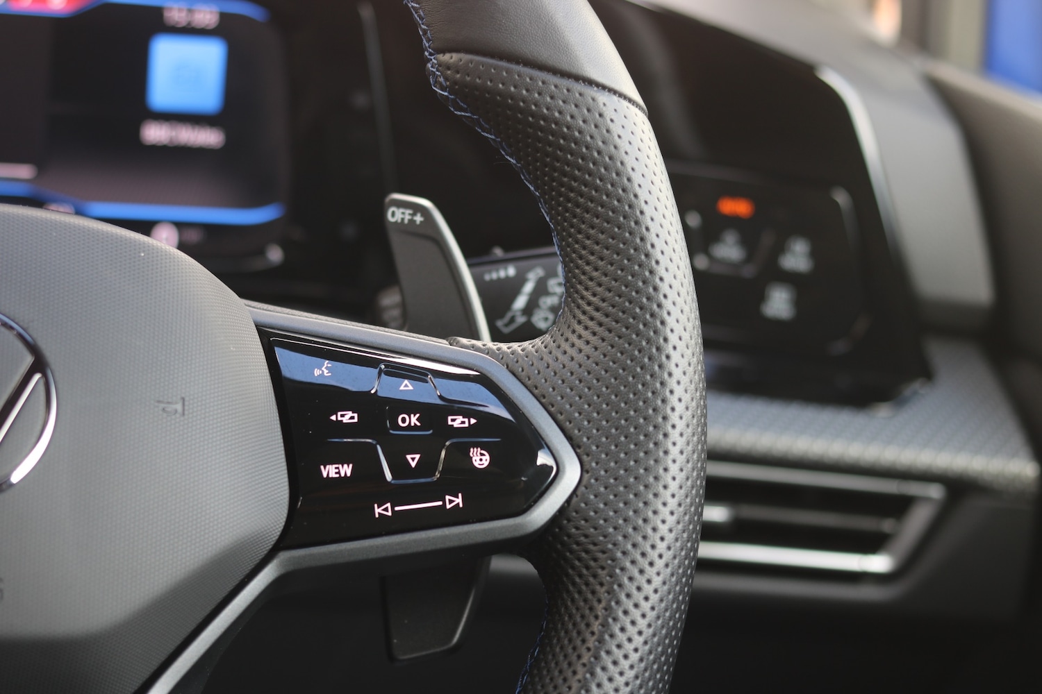 Used Volkswagen Golf 2023 for sale - 77556081: Photo 11