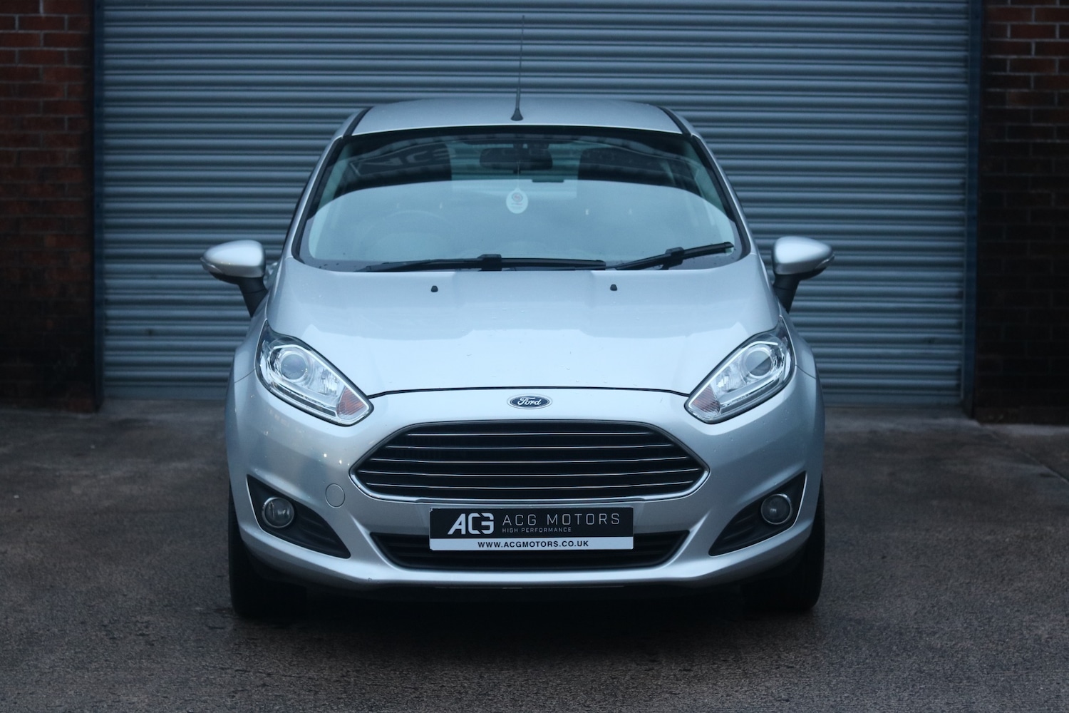 Used Ford Fiesta 2017 for sale - 77113854: Photo 2