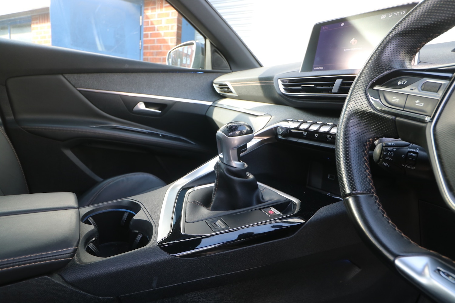 Used Peugeot 3008 2017 for sale - 77950558: Photo 11