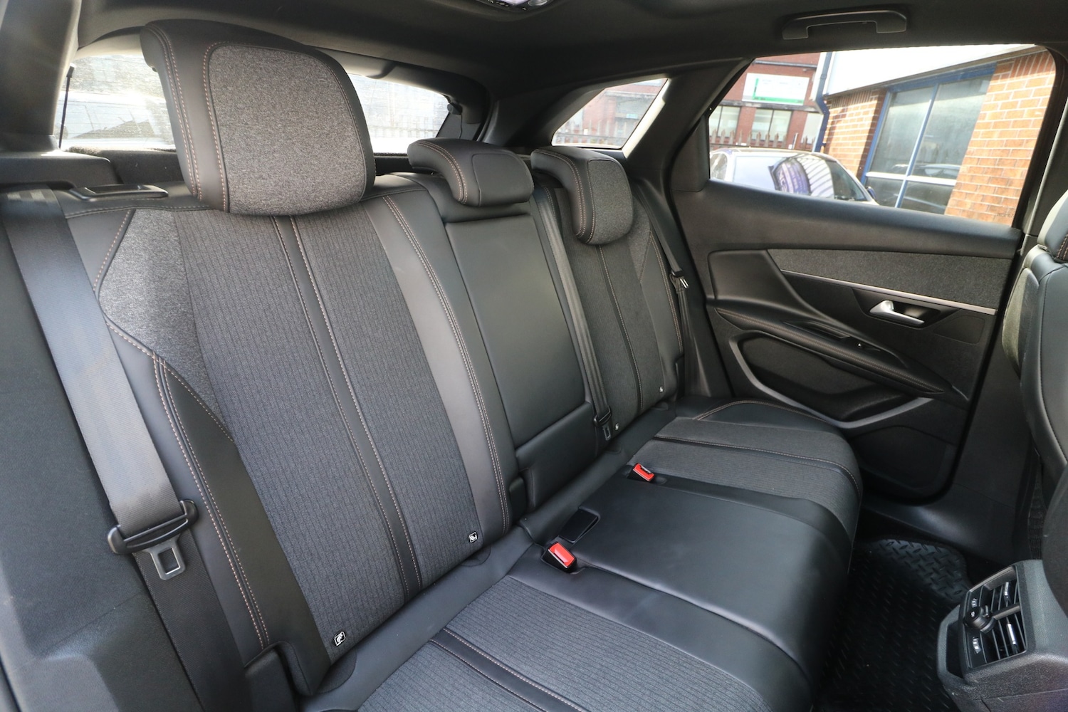 Used Peugeot 3008 2017 for sale - 77950558: Photo 13