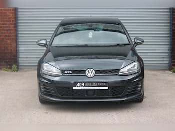 Used Volkswagen Golf 2017 for sale - 78951624: Photo