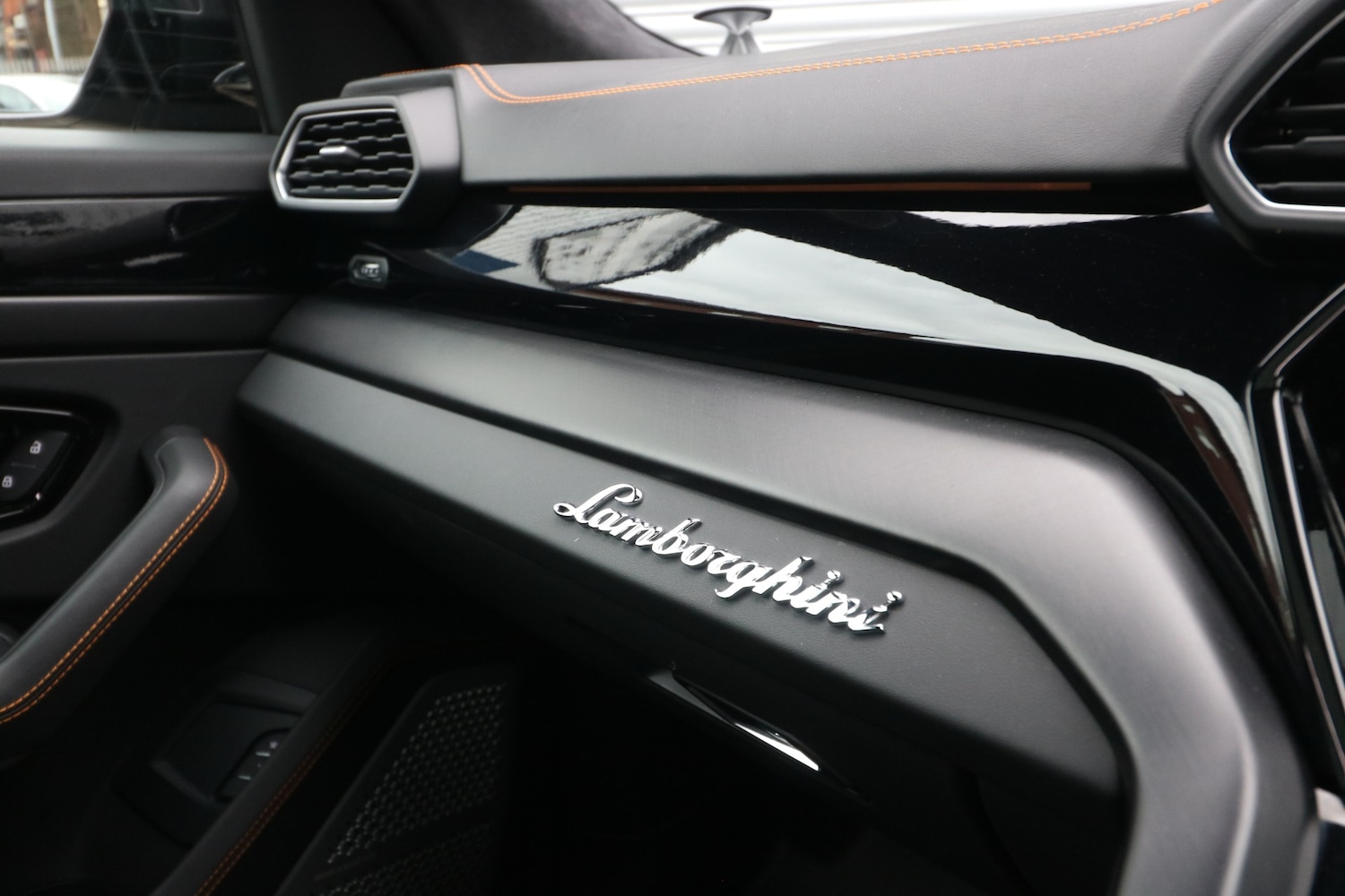 Used Lamborghini Urus 2022 for sale - 77521809: Photo 22
