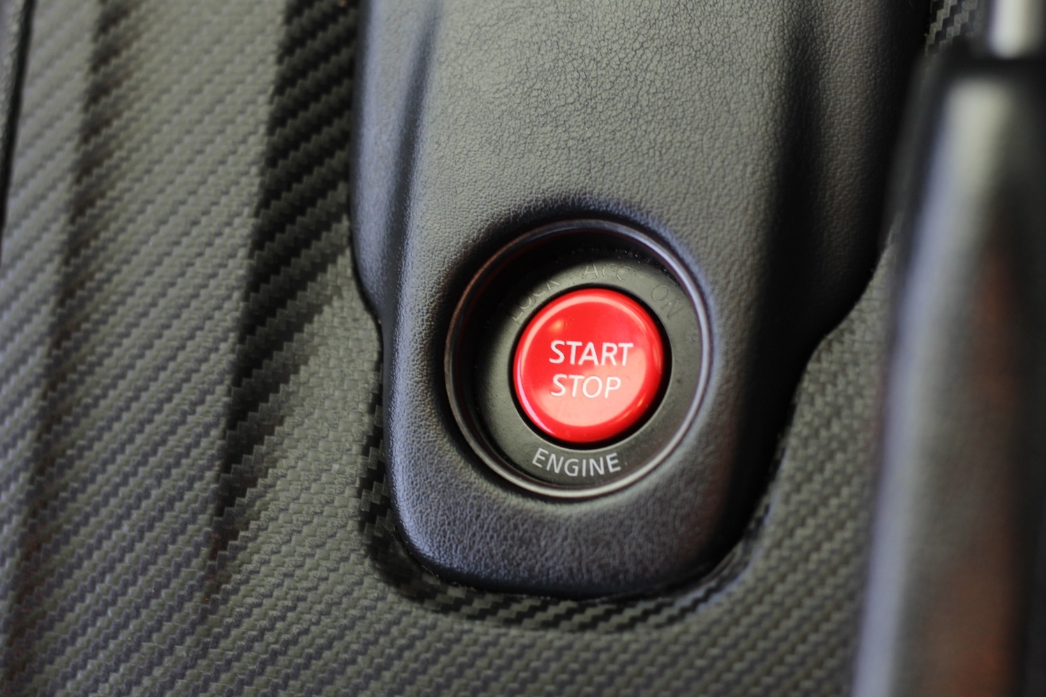 Used Nissan GT-R 2011 for sale - 76637524: Photo 14