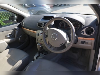 Used Renault Clio 2008 for sale - 76114522: Photo