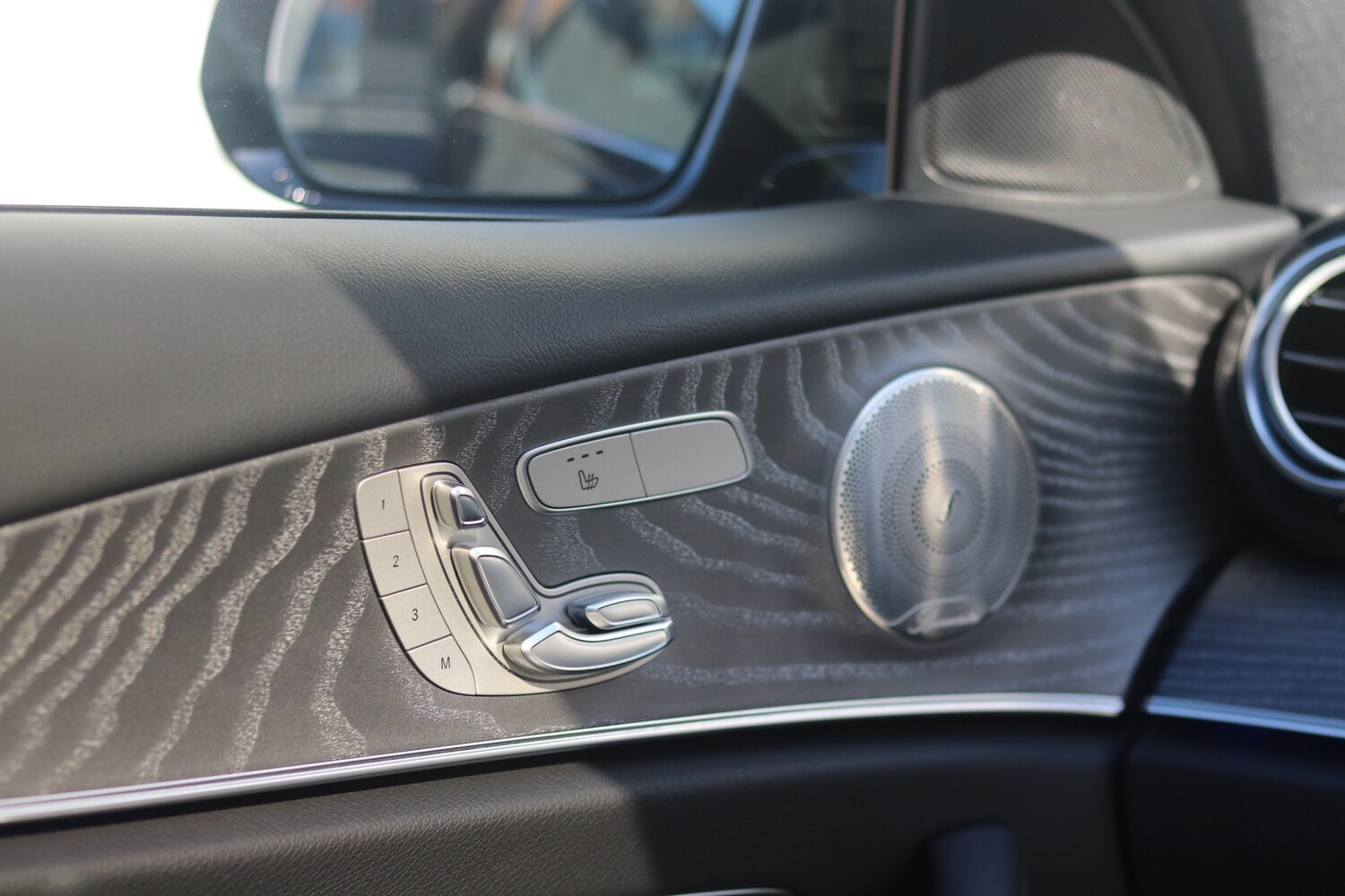 Used Mercedes-Benz E Class 2023 for sale - 76025860: Photo 10