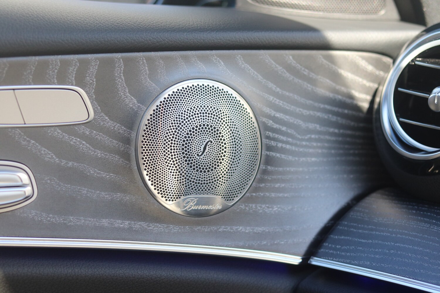 Used Mercedes-Benz E Class 2023 for sale - 76025860: Photo 11