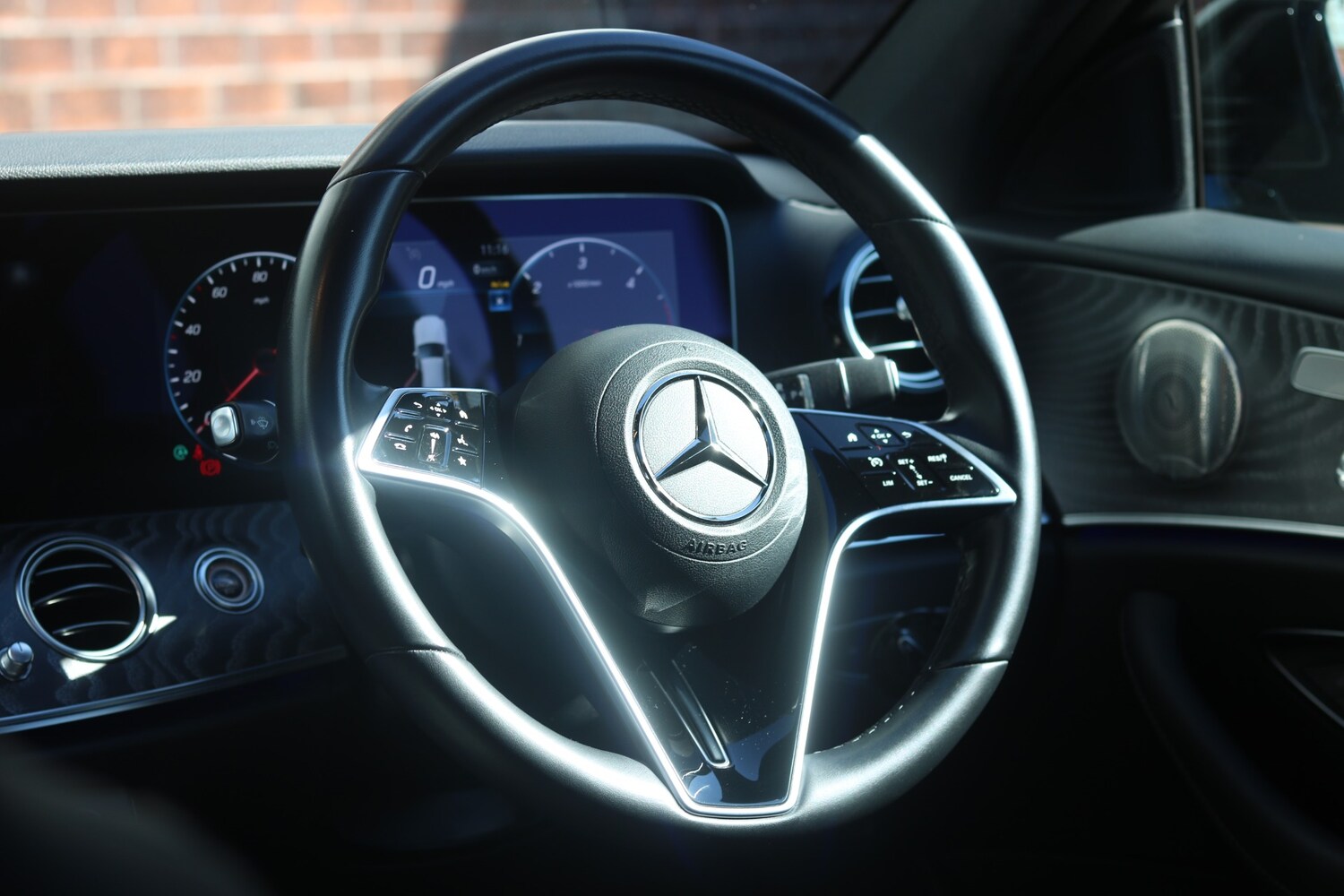 Used Mercedes-Benz E Class 2023 for sale - 76025860: Photo 8