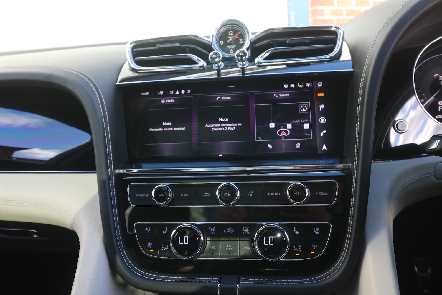 Used Bentley Bentayga 2021 for sale - 76421957: Photo 19