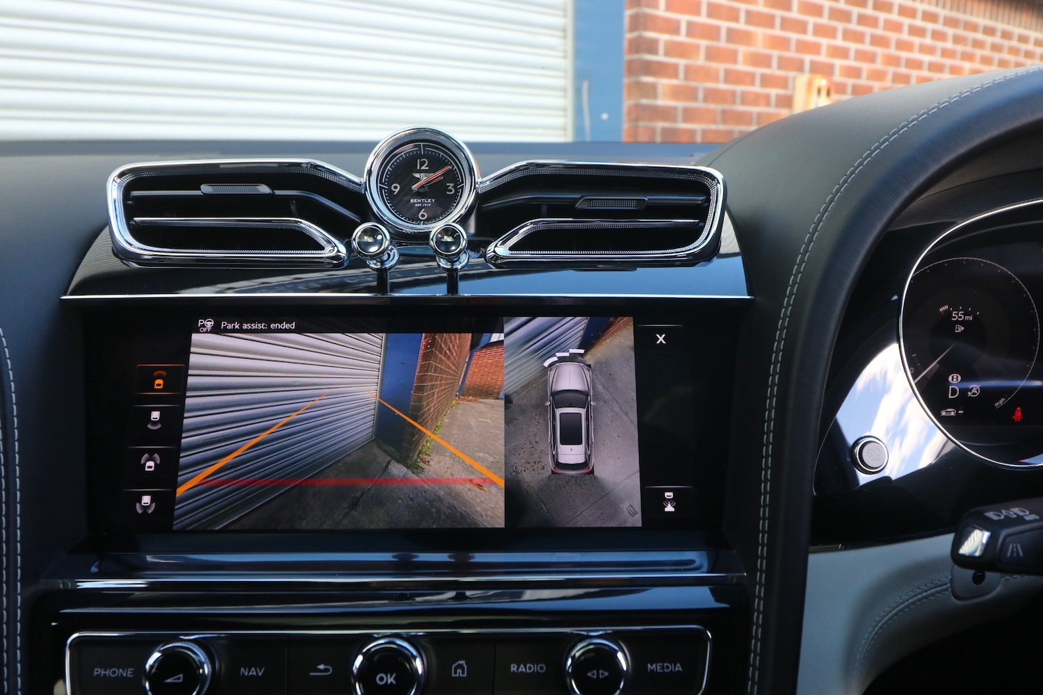 Used Bentley Bentayga 2021 for sale - 76421957: Photo 25