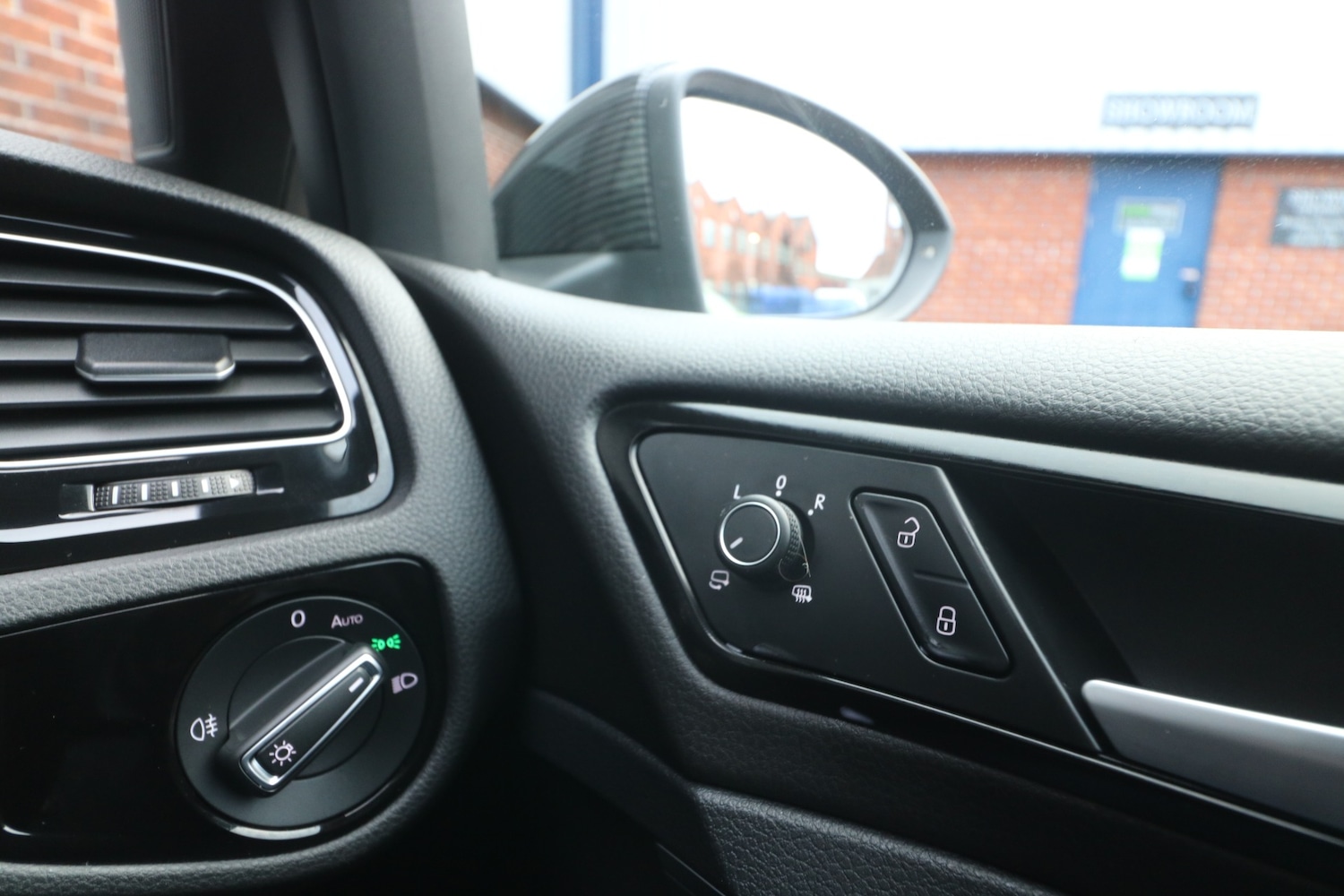 Used Volkswagen Golf 2019 for sale - 76588887: Photo 18