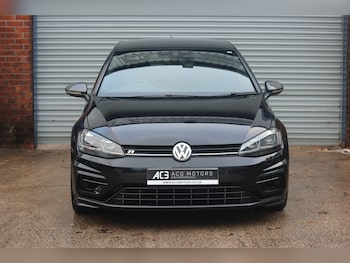 Used Volkswagen Golf 2019 for sale - 76588887: Photo
