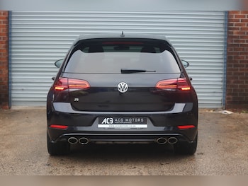 Used Volkswagen Golf 2019 for sale - 76588887: Photo