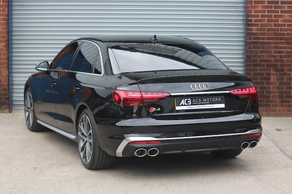 Used Audi A4 2021 for sale - 75641482: Photo 2