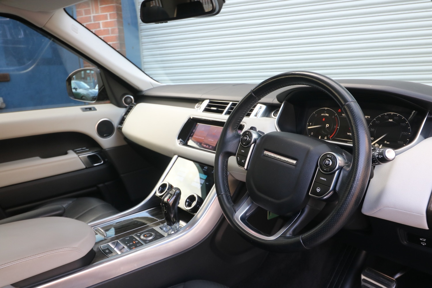 Used Land Rover Range Rover Sport 2015 for sale - 78154709: Photo 18