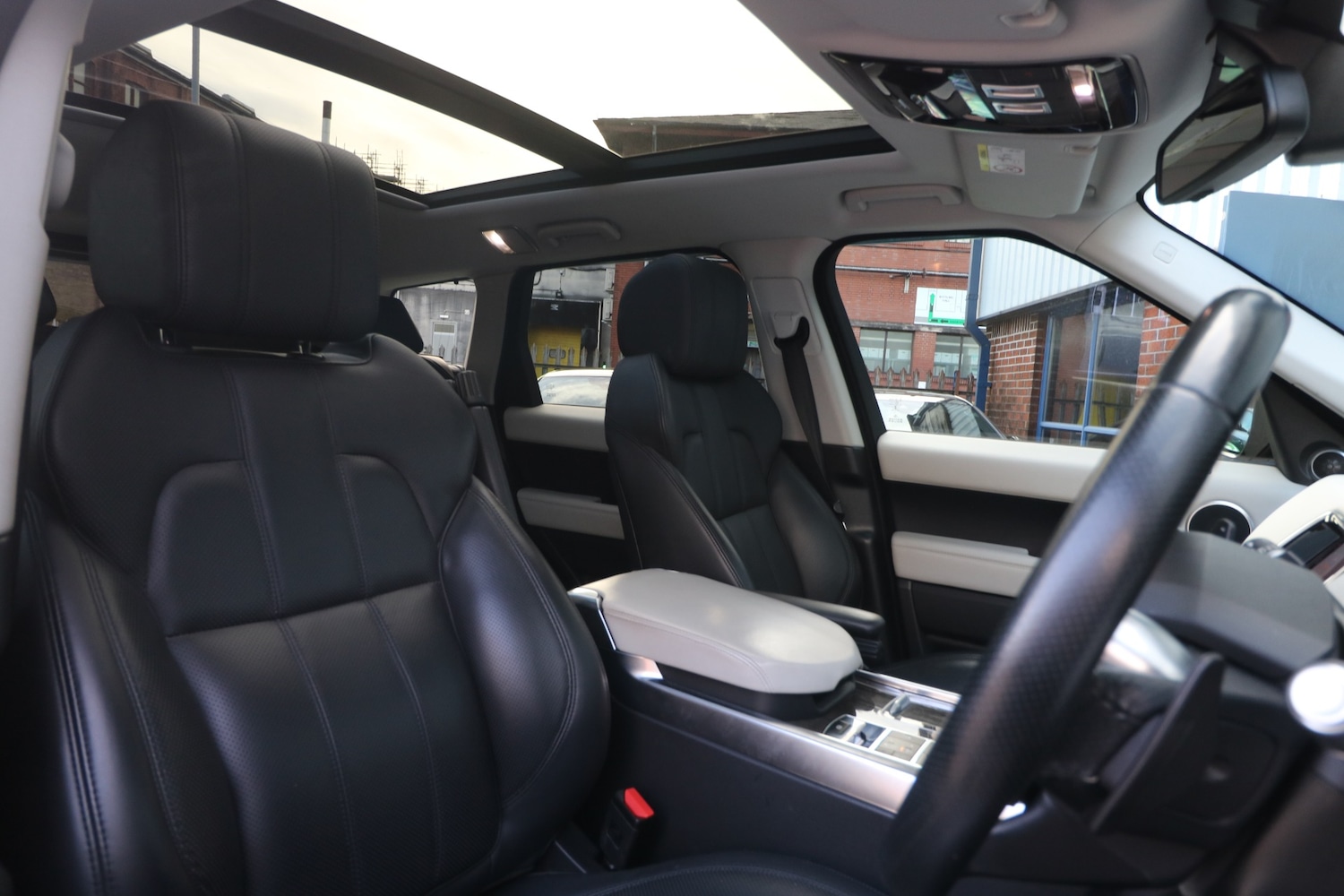 Used Land Rover Range Rover Sport 2015 for sale - 78154709: Photo 25