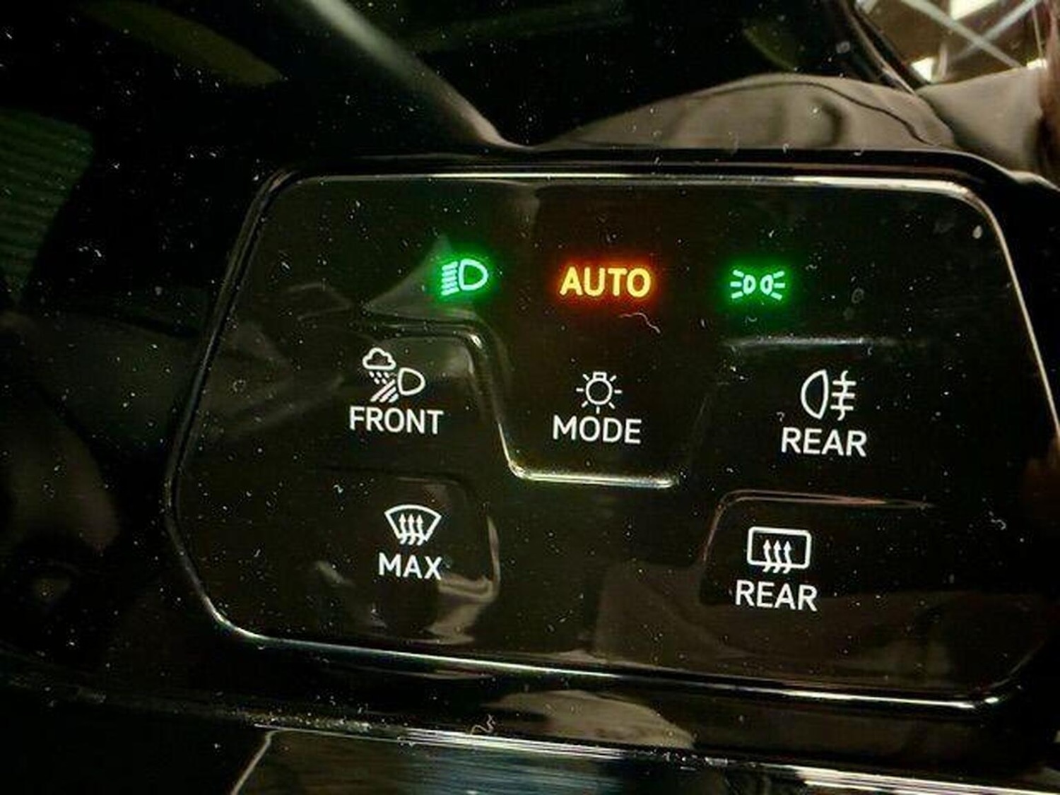 Used Volkswagen Golf 2024 for sale - 77931317: Photo 12