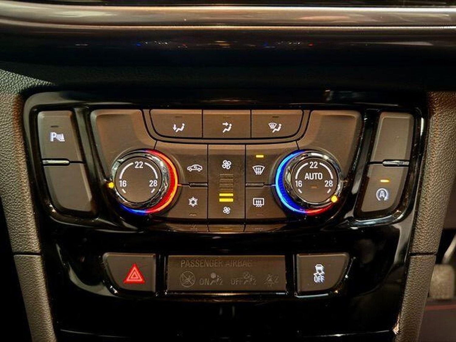 Used Vauxhall Mokka X 2018 for sale - 77749902: Photo 18