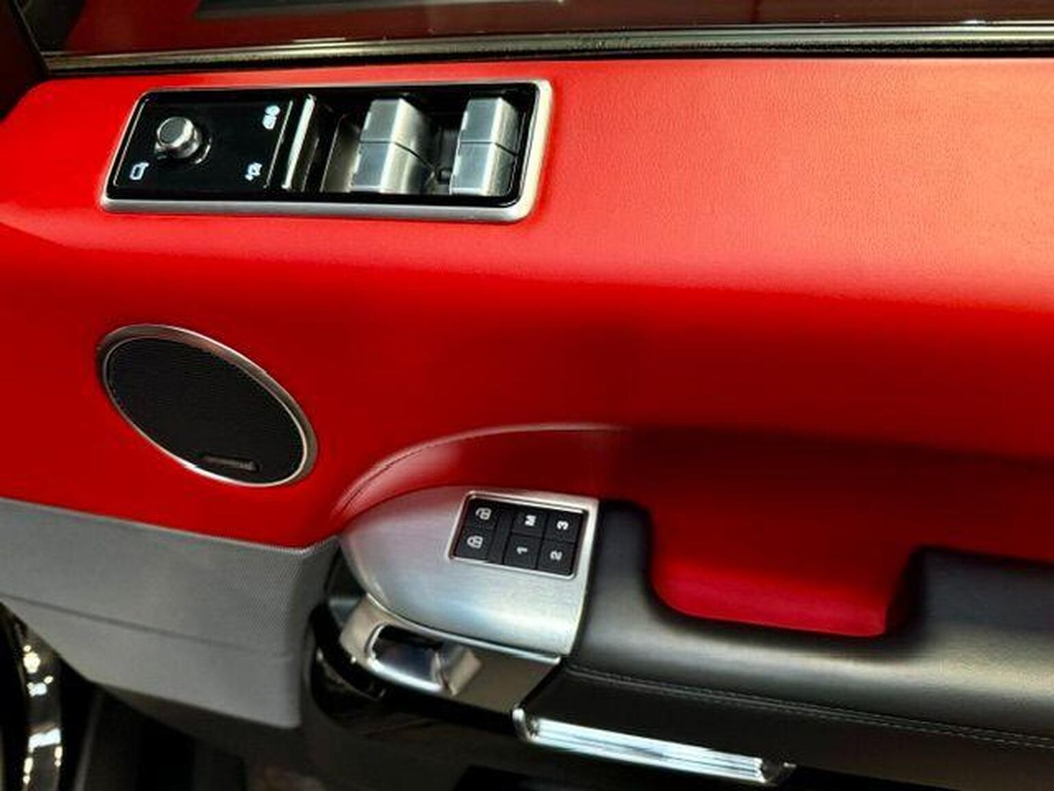 Used Land Rover Range Rover Sport 2020 for sale - 77749855: Photo 11