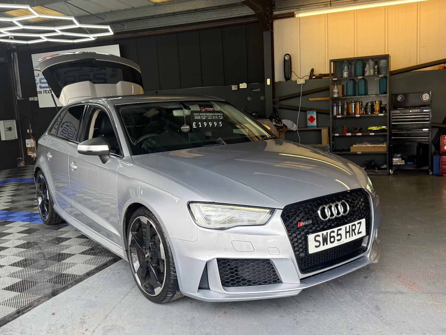 Used Audi RS3 2015 for sale - 78145696: Photo 5