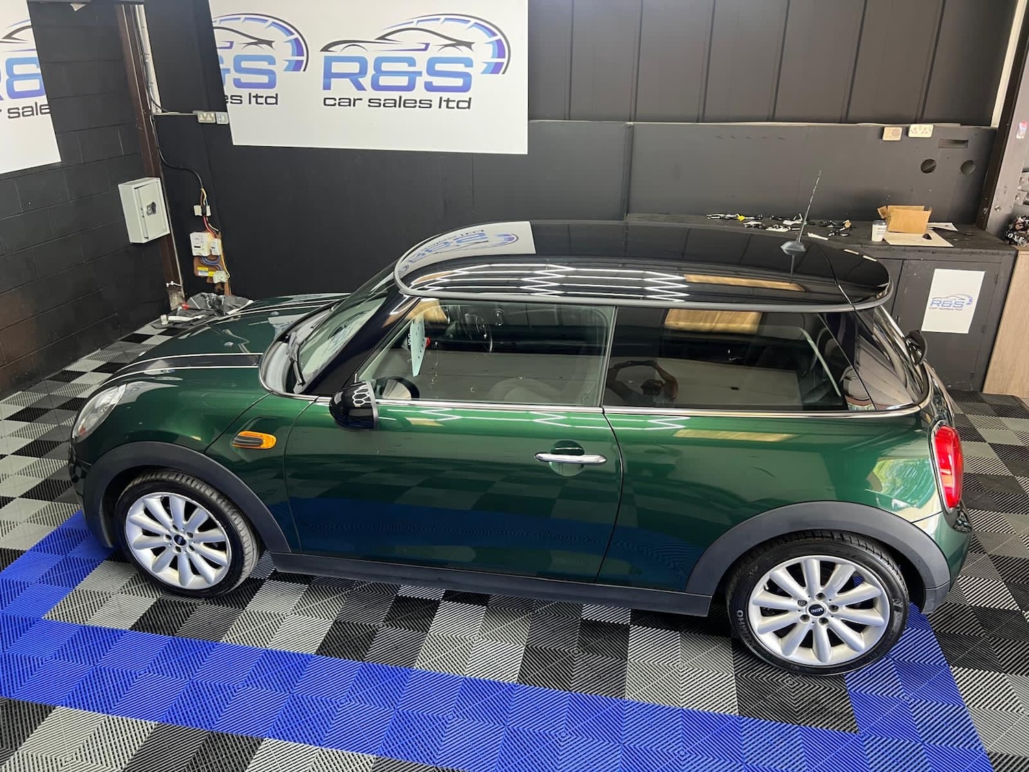 Used MINI Hatch 2017 for sale - 76847243: Photo 13