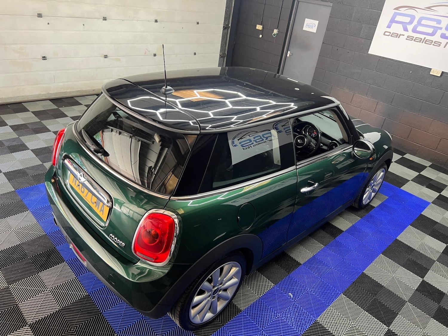 Used MINI Hatch 2017 for sale - 76847243: Photo 16