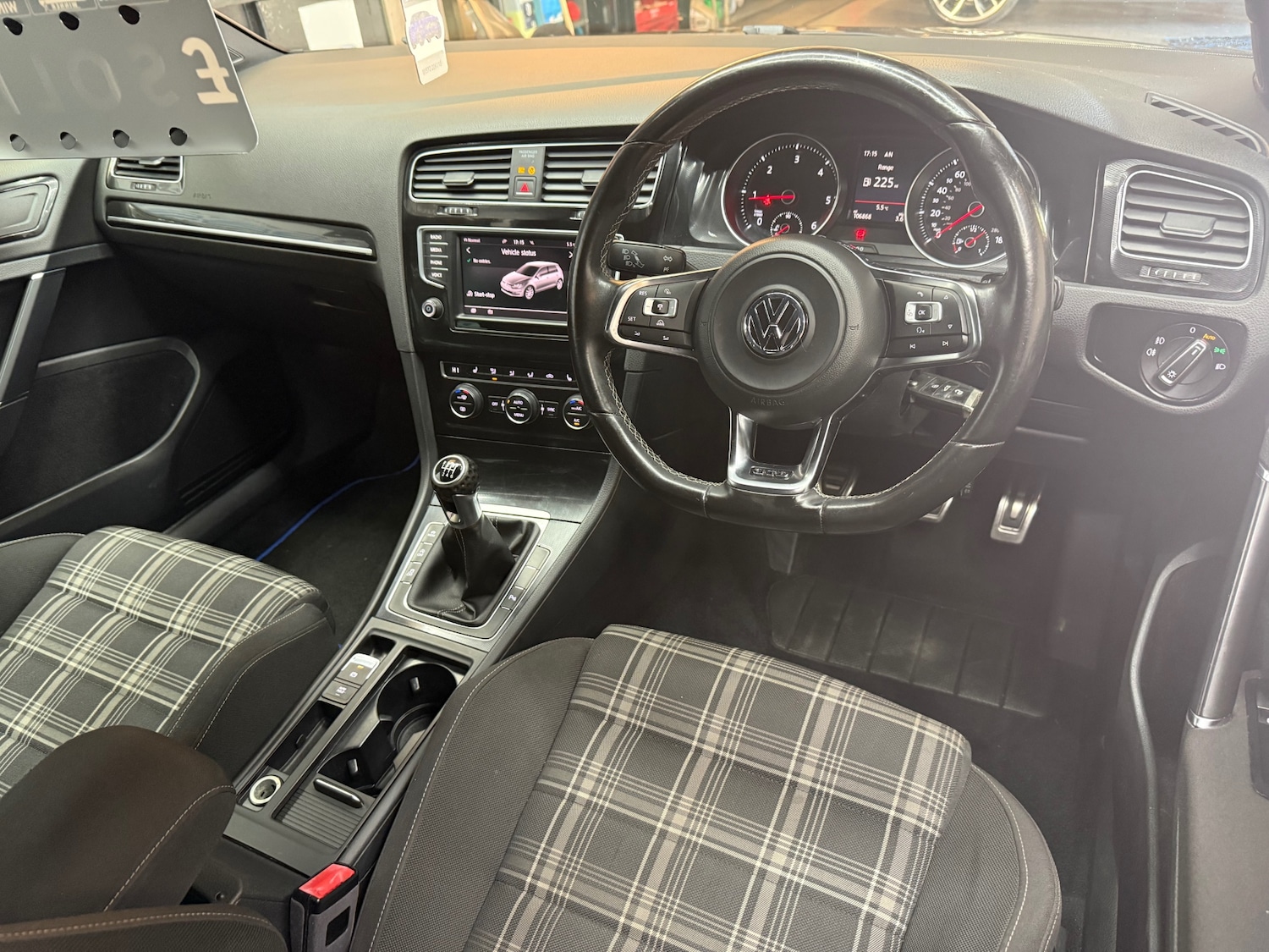 Used Volkswagen Golf 2017 for sale - 76396714: Photo 15