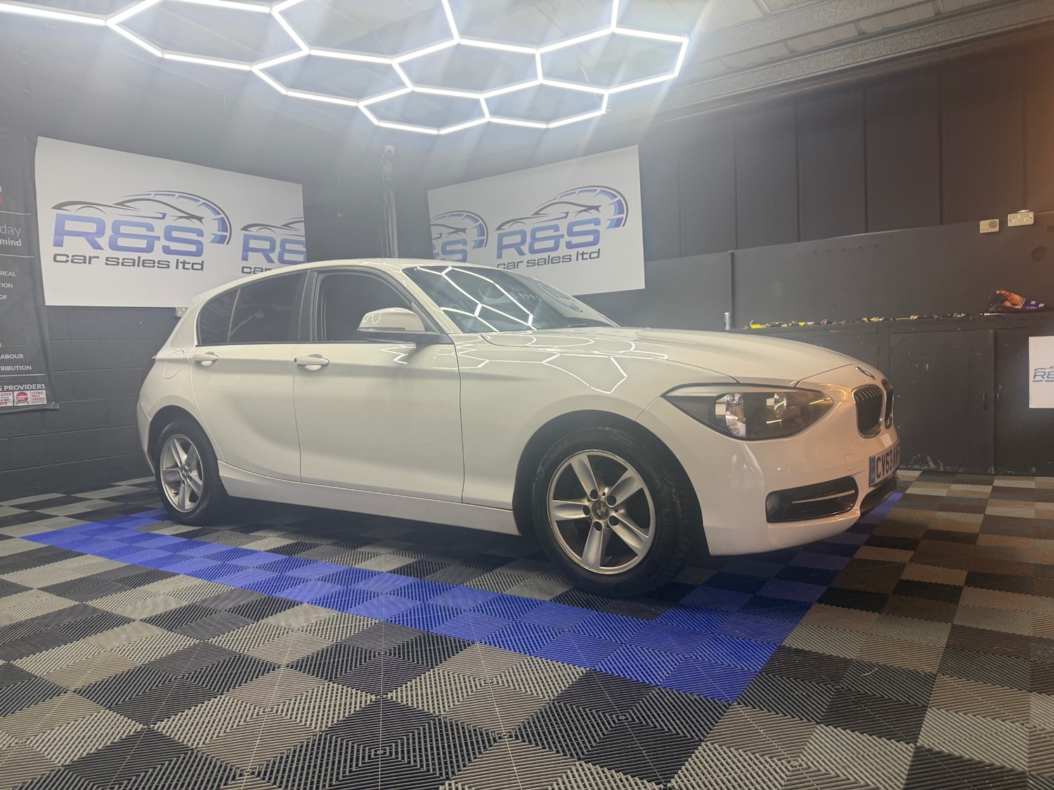 Used BMW 1 Series 2013 for sale - 77475727: Photo 2